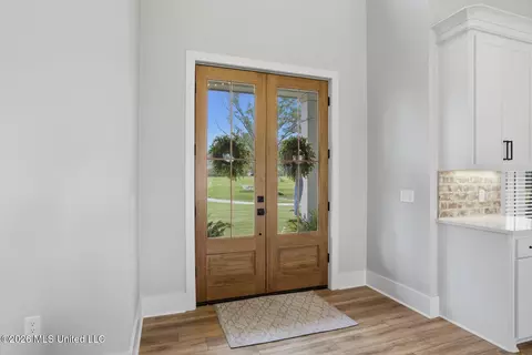 Entry Way - 120 Winchester Dr, Flora, MS 39071 photo 1 of 3