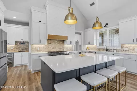 Kitchen - 120 Winchester Dr, Flora, MS 39071 photo 1 of 8