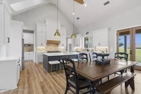 Dining - 120 Winchester Dr, Flora, MS 39071 photo 2 of 3