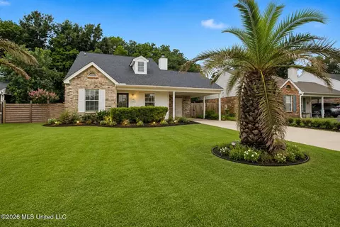 12221 Breezeway Cir, Gulfport, MS 39503