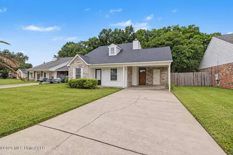 12221 Breezeway Cir, Gulfport, MS 39503