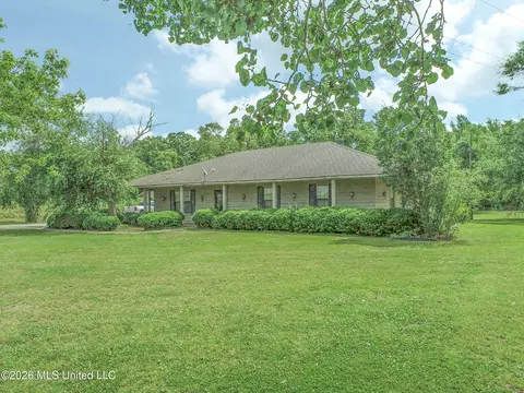 Exterior - 2336 Dummyline Rd, Lambert, MS 38643 photo 2 of 27