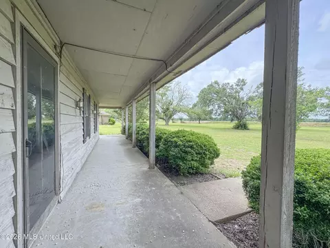 Exterior - 2336 Dummyline Rd, Lambert, MS 38643 photo 12 of 27