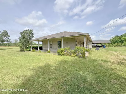 Exterior - 2336 Dummyline Rd, Lambert, MS 38643 photo 22 of 27