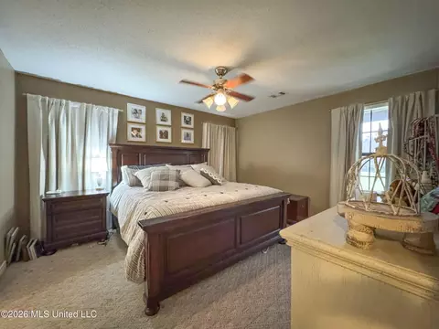 Bedroom - 2336 Dummyline Rd, Lambert, MS 38643 photo 7 of 8