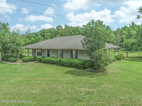 2336 Dummyline Rd, Lambert, MS 38643