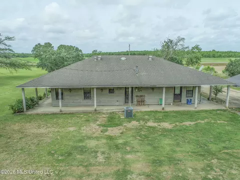 Exterior - 2336 Dummyline Rd, Lambert, MS 38643 photo 7 of 27
