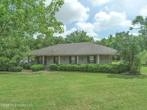 Exterior - 2336 Dummyline Rd, Lambert, MS 38643 photo 3 of 27
