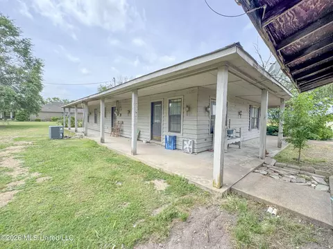 Exterior - 2336 Dummyline Rd, Lambert, MS 38643 photo 16 of 27