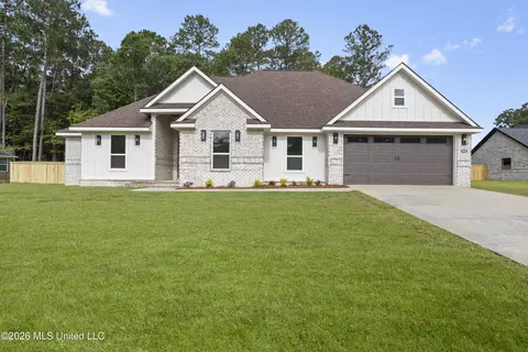 8417 Pine Cone Dr, Gautier, MS 39553