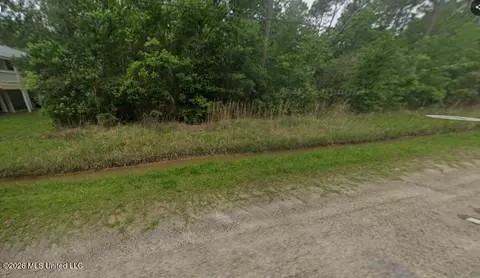 0 Yazoo St, Bay Saint Louis, MS 39520