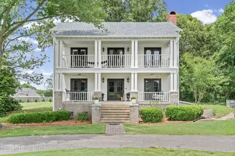 6175 Fairlawn Cv, Olive Branch, MS 38654