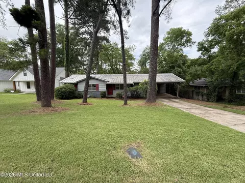 Exterior - 1726 Winchester St, Jackson, MS 39211 photo 2 of 15