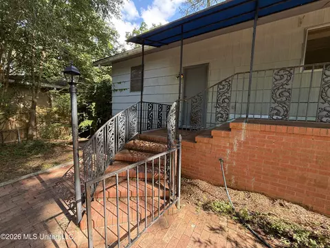 Exterior - 1726 Winchester St, Jackson, MS 39211 photo 9 of 15