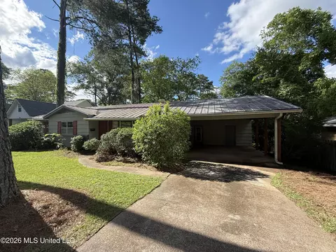 Exterior - 1726 Winchester St, Jackson, MS 39211 photo 10 of 15