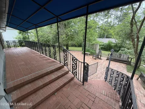 Exterior - 1726 Winchester St, Jackson, MS 39211 photo 6 of 15