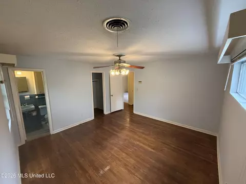 Bedroom - 1726 Winchester St, Jackson, MS 39211 photo 5 of 10
