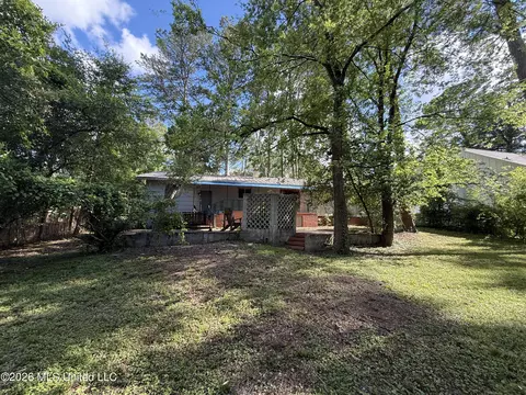 Exterior - 1726 Winchester St, Jackson, MS 39211 photo 12 of 15