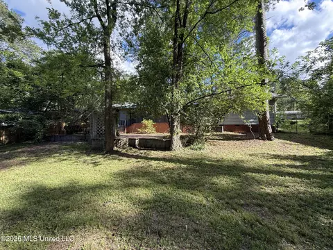 Exterior - 1726 Winchester St, Jackson, MS 39211 photo 11 of 15
