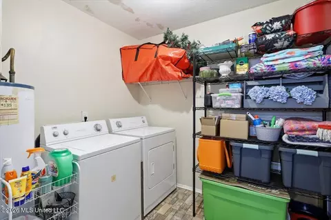 Other - 123 Lakebend Cir, Brandon, MS 39042 photo 5 of 8