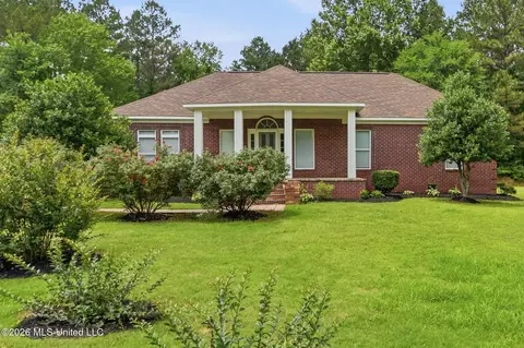 21 Timber Creek Rd, Byhalia, MS 38611