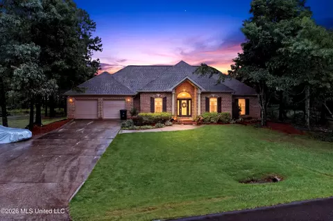 13 China Berry Cir, Carriere, MS 39426