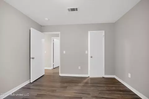 Bedroom - 1438 Summit Ave, Jackson, MS 39212 photo 4 of 4