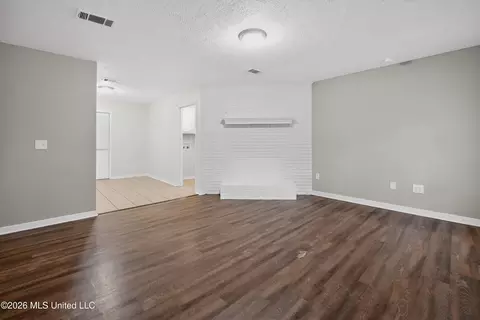 Living - 1438 Summit Ave, Jackson, MS 39212 photo 2 of 2