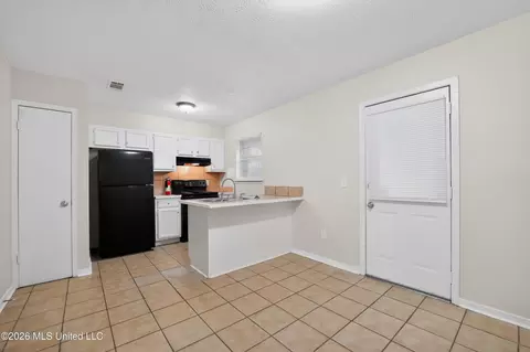 Other - 1438 Summit Ave, Jackson, MS 39212 photo 3 of 5
