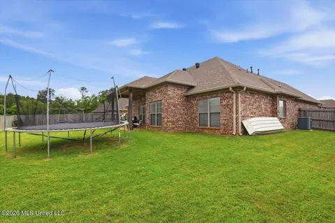Exterior - 603 Tucker Xing, Brandon, MS 39042 photo 5 of 7