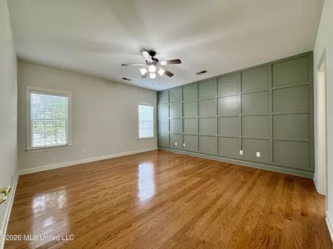 Living - 1868 Trapper Dr, Hernando, MS 38632 photo 7 of 7
