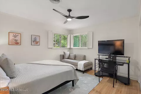 Bedroom - 3669 Cavalier Dr, Jackson, MS 39216 photo 5 of 7