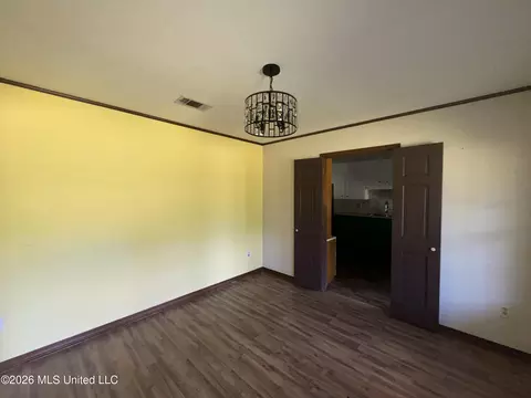 Living - 5221 Forest Hill Rd, Jackson, MS 39272 photo 2 of 7