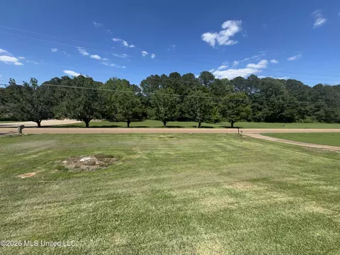 Exterior - 5221 Forest Hill Rd, Jackson, MS 39272 photo 7 of 18
