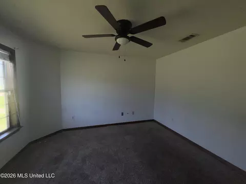 Living - 5221 Forest Hill Rd, Jackson, MS 39272 photo 7 of 7