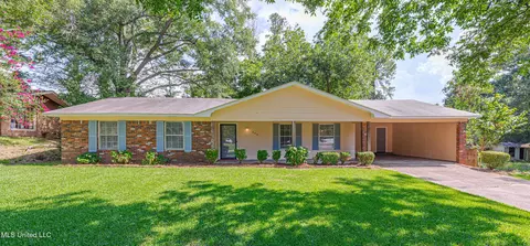 Exterior - 809 Normandy Dr, Clinton, MS 39056 photo 2 of 8