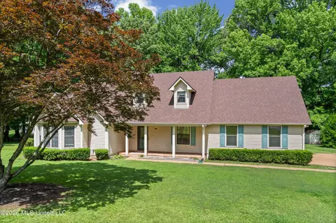 Exterior - 6985 Stanley Dr, Olive Branch, MS 38654 photo 2 of 4