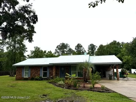 11924 Demouey Rd, Moss Point, MS 39562