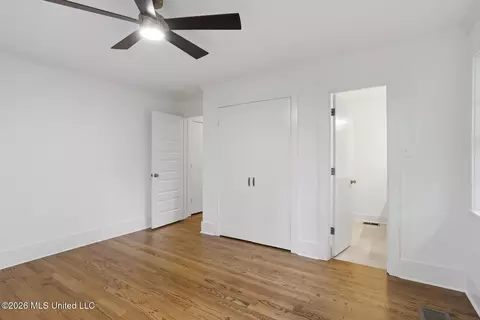 Bedroom - 4455 E Ridge Dr, Jackson, MS 39211 photo 4 of 6