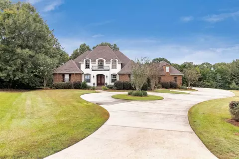116 Cherry Rose Trl, Canton, MS 39046