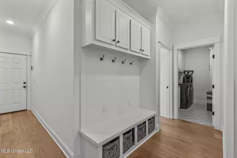 Entry Way - 600 Ponderosa Dr, Flowood, MS 39232 photo 4 of 5