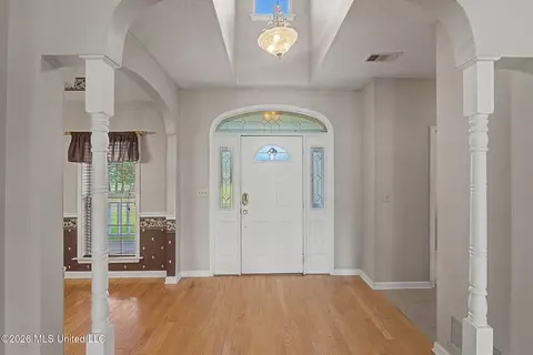Entry Way - 4004 Green Meadow Dr, Hernando, MS 38632 photo 1 of 1