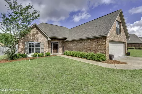 107 Ashwood Pl, Pearl, MS 39208