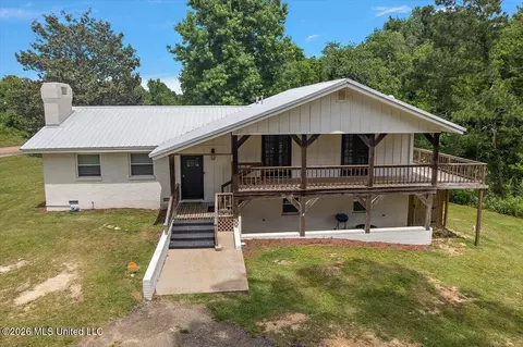 592 Nub Mc Nair Rd, Magee, MS 39111