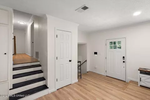 Entry Way - 592 Nub Mc Nair Rd, Magee, MS 39111 photo 1 of 3