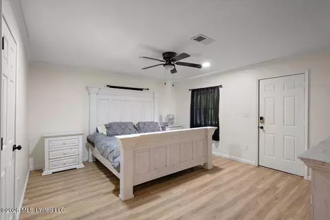 Bedroom - 592 Nub Mc Nair Rd, Magee, MS 39111 photo 2 of 4