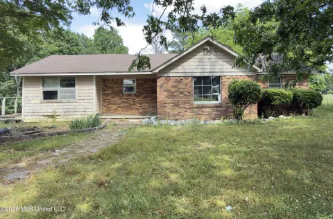 4710 Smith Rd, Hernando, MS 38632