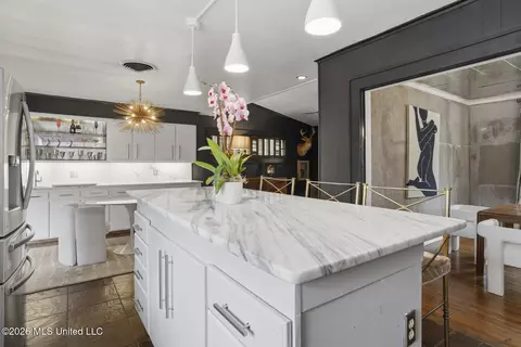 Kitchen - 3702 Old Canton Rd, Jackson, MS 39216 photo 3 of 6