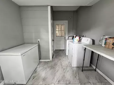 Other - 512 E Franklin St, Carthage, MS 39051 photo 4 of 7