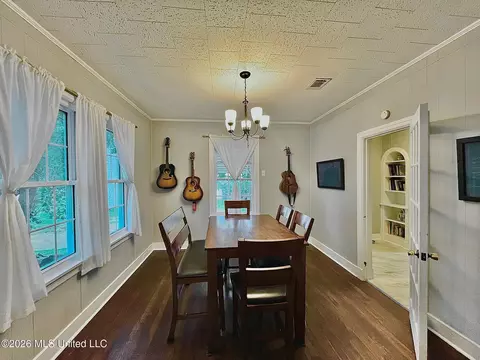 Dining - 512 E Franklin St, Carthage, MS 39051 photo 2 of 2